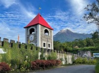 The Lost World Castle: Tempat Wisata Kastil Megah seperti Di Eropa