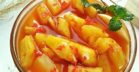 Resep Asinan Kedondong Asam ala Rumahan Lezat