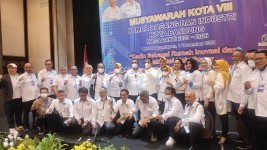 Terpilihnya Kembali Iwa Gartiwa Sebagai Ketua Kadin Kota Bandung Periode 2021-2026