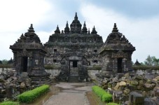 Candi Plaosan, Wisata Sejarah dengan Kisah Romantis