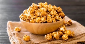 Cara Membuat Popcorn Caramel