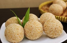 Resep Onde-onde Isi Kacang Hijau yang Lembut