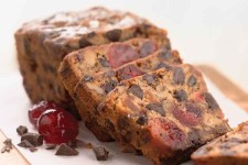 Steam Fruit Cake Hidangan Perayaan Natal