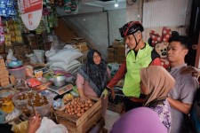 Gubernur Jawa Tengah Cek Harga Kenaikan Beras dan Minyak ke Setiap Pasar