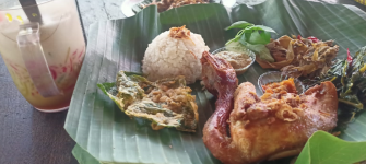 Menikmati Hidangan Kandang Ingkung Yogyakarta dengan Suasana Sangat Tenang
