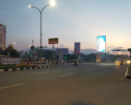Minimnya Jembatan Penyebrangan Orang di Jalan Soekarno Hatta Kota Bandung