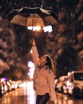 9 Cara Merawat Kulit Wajah Kalian pada Saat Musim Hujan
