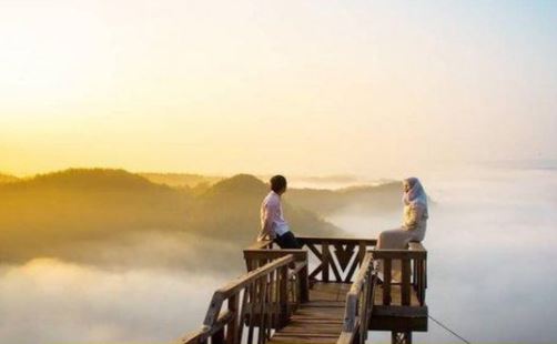 Pesona Jogja: Wisata Bukit Panguk Kediwung Spot Sunrise dan Sunset serta Pemandangan yang Menakjubkan