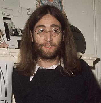RIP Nida Tangmo, Ingatkan Kita Pada Kasus Lainnya, Kematian John Lennon yang Menggemparkan