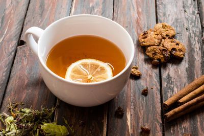 Tea Hijau dan Lemon Bisa Temani Dietmu, Ini Alasannya!