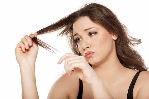Tips Memperbaiki Rambut Kering dan Bercabang dengan Hasil yang Maksimal